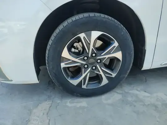 SAIC MAXUS G90 2022 (60800 км)