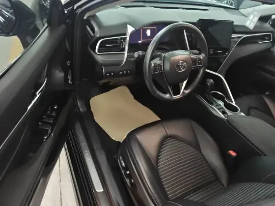 Toyota Camry 2022 (37400 км)