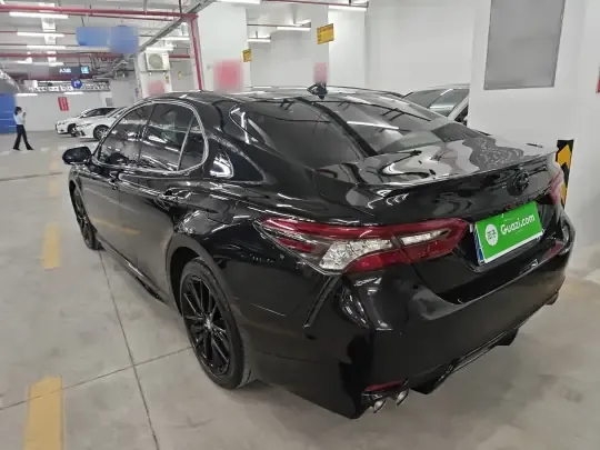 Toyota Camry 2022 (37400 км)