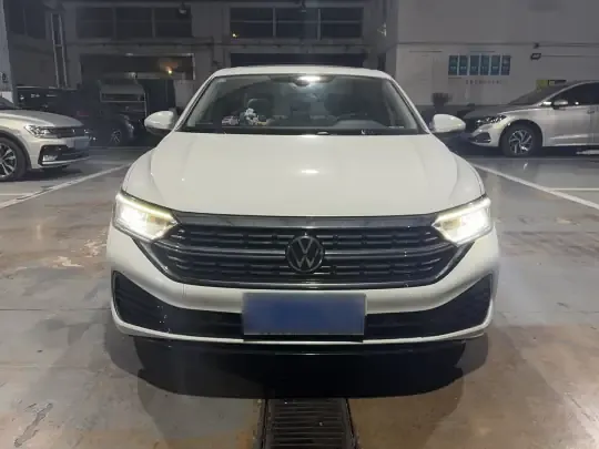 Volkswagen Sagitar 2023 (43800 км)
