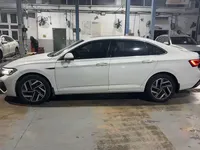 Volkswagen Sagitar 2023 (43800 км)