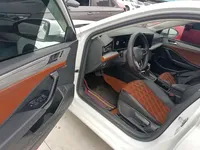 Volkswagen Sagitar 2023 (40200 км)