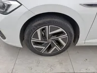 Volkswagen Sagitar 2023 (40200 км)