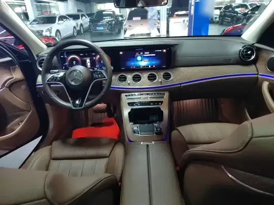 Mercedes-Benz E-Class 2022 (87700 км)