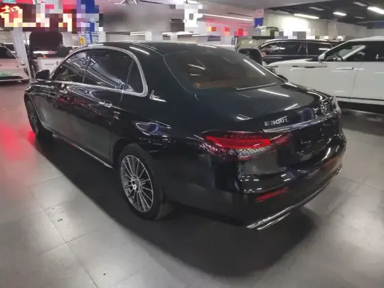 Mercedes-Benz E-Class 2022 (87700 км)