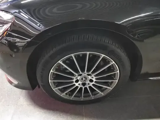 Mercedes-Benz E-Class 2022 (87700 км)