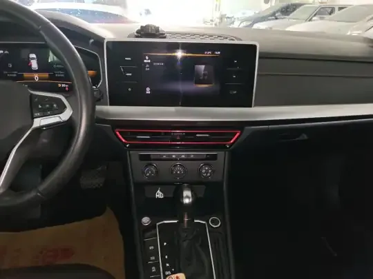 Volkswagen Lavida 2023 (42800 км)