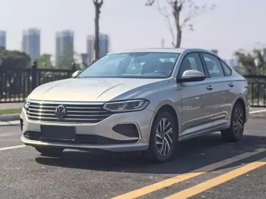 Volkswagen Lavida 2023 (82300 км)