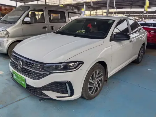 Volkswagen Lavida 2023 (41100 км)