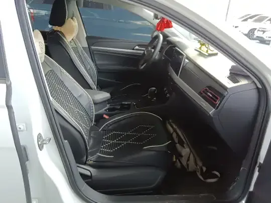 Volkswagen Lavida 2023 (41100 км)