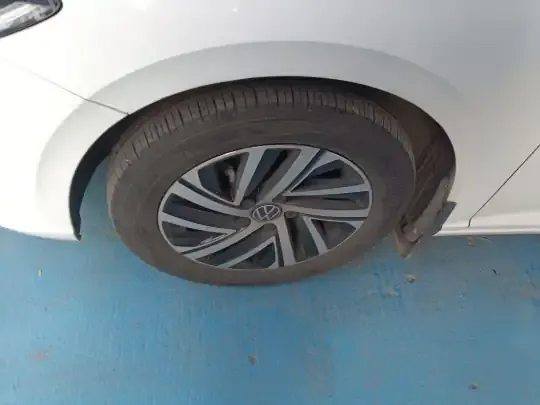 Volkswagen Lavida 2023 (41100 км)