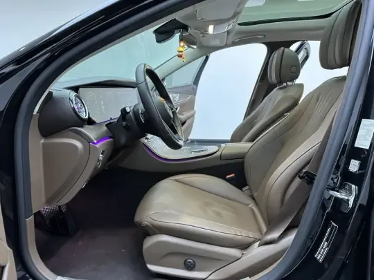 Mercedes-Benz E-Class 2022 (87000 км)
