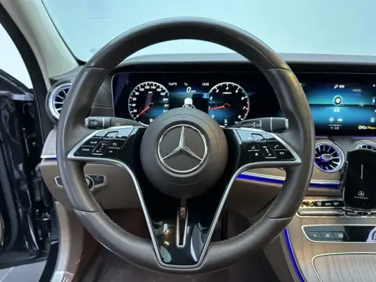 Mercedes-Benz E-Class 2022 (87000 км)