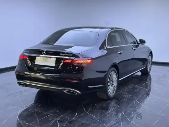 Mercedes-Benz E-Class 2022 (87000 км)