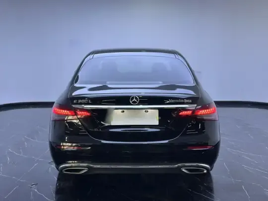 Mercedes-Benz E-Class 2022 (87000 км)