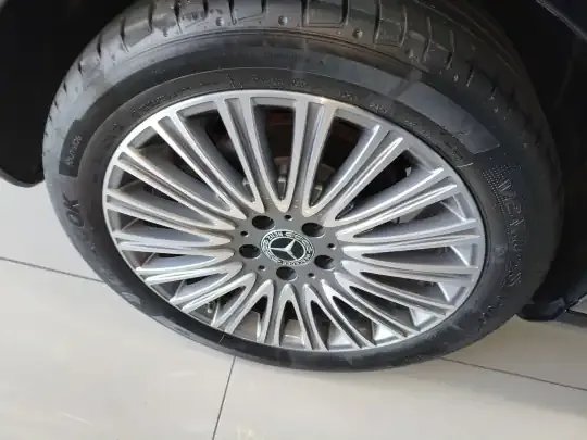 Mercedes-Benz E-Class 2022 (65100 км)