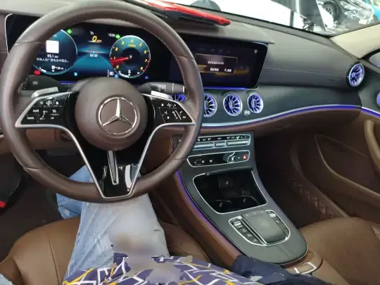Mercedes-Benz E-Class 2022 (65100 км)