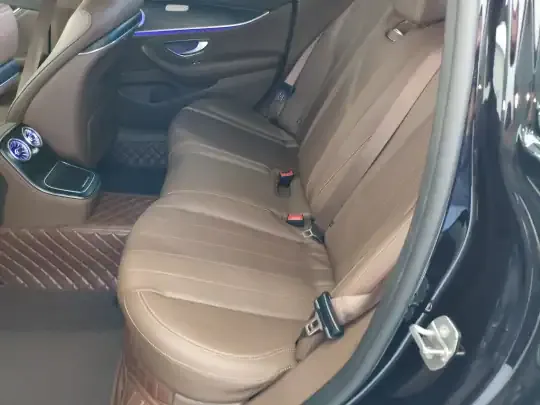 Mercedes-Benz E-Class 2022 (65100 км)