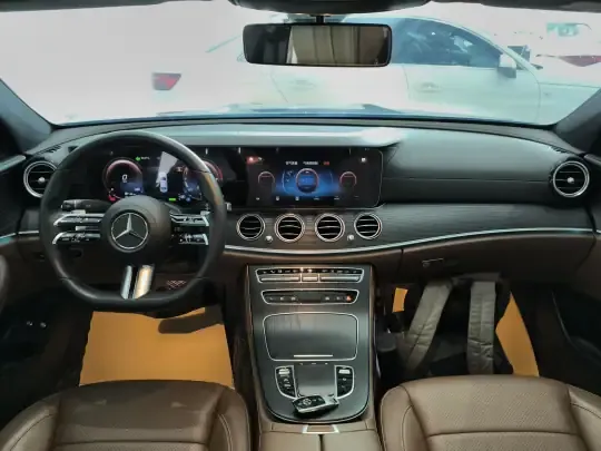 Mercedes-Benz E-Class New Energy 2022 (82200 км)