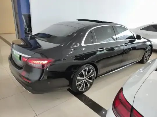 Mercedes-Benz E-Class New Energy 2022 (82200 км)