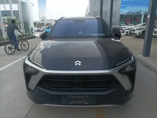 Nio ES8 2022 (78600 км)