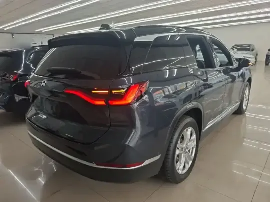 Nio ES8 2022 (59300 км)