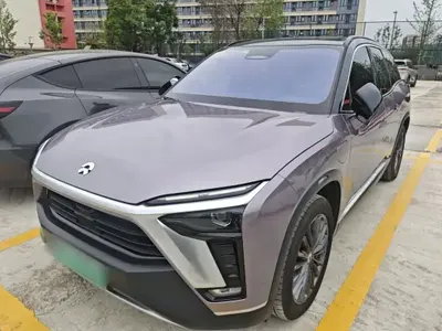 Nio ES8 2022 (72400 км)