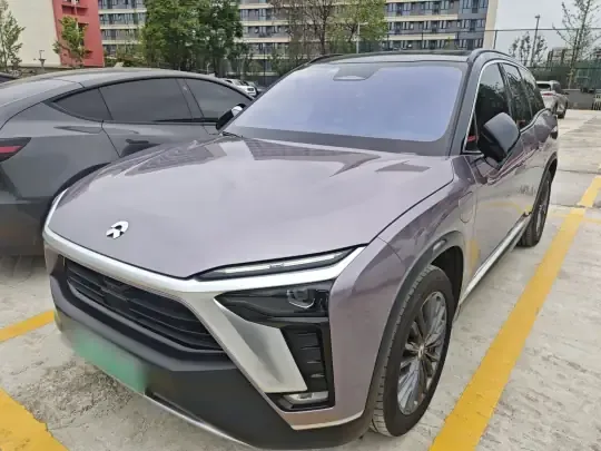 Nio ES8 2022 (72400 км)