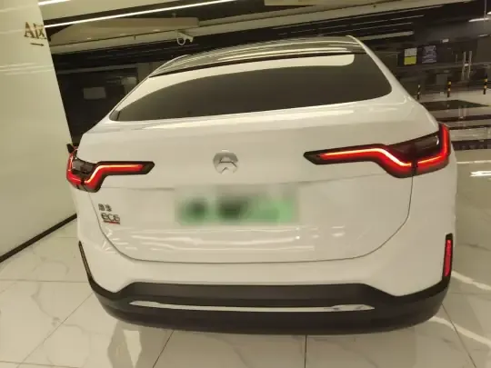 Nio EC6 2022 (98699 км)