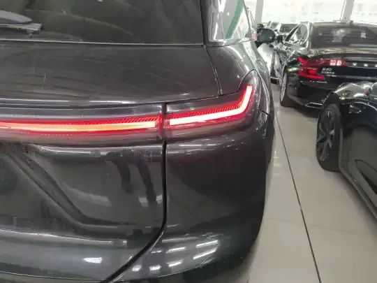 Nio ES7 2022 (89900 км)