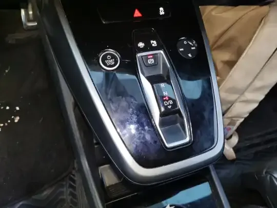 Audi Q4 e-tron 2022 (52600 км)