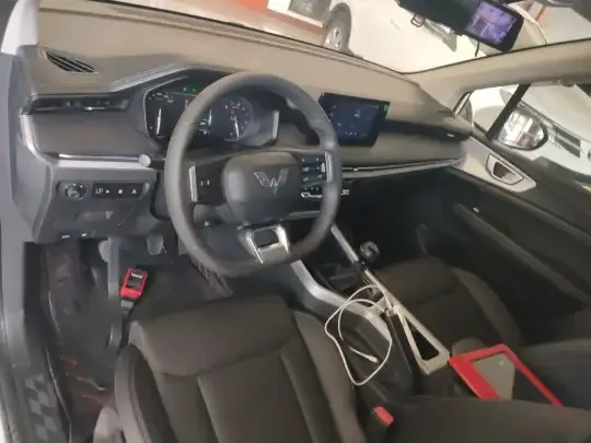 Wuling Jiachen 2022 (65000 км)