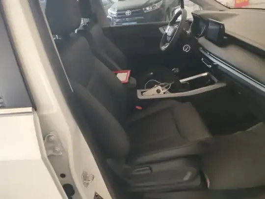 Wuling Jiachen 2022 (65000 км)