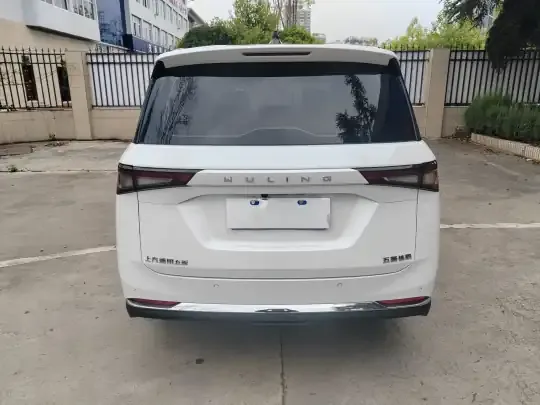 Wuling Jiachen 2022 (9600 км)