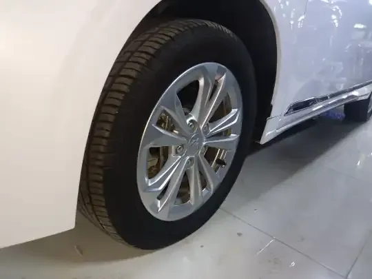Wuling Jiachen 2022 (26200 км)