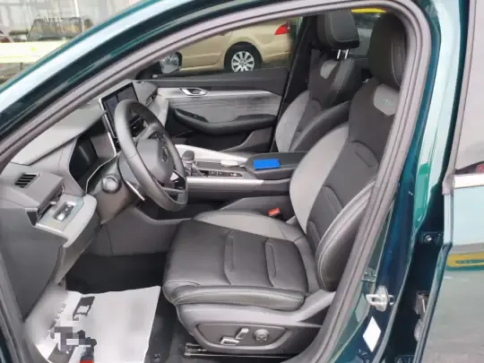 Geely Auto Preface 2023 (8900 км)