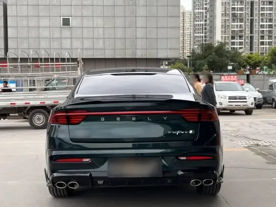 Geely Auto Preface 2023 (8900 км)