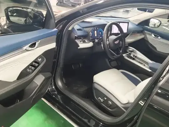Geely Auto Preface 2023 (43400 км)