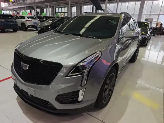 Cadillac XT5 2022 (37300 км)