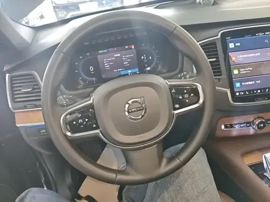 Volvo XC90 2023 (86200 км)