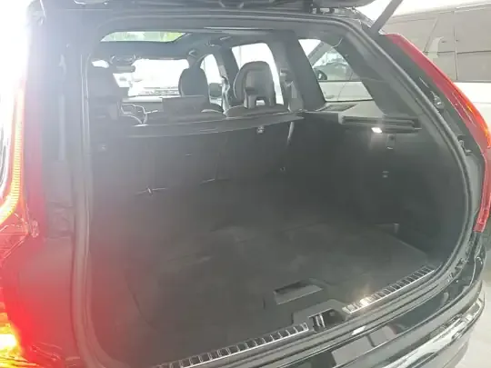 Volvo XC90 2023 (86200 км)