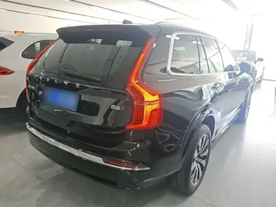 Volvo XC90 2023 (86200 км)