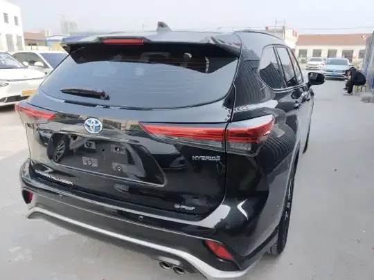 Toyota Crown Kluger 2022 (62699 км)