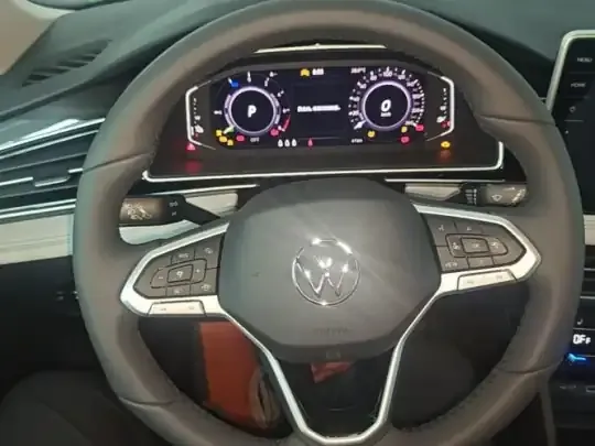 Volkswagen Tiguan L New Energy 2023 (100 км)