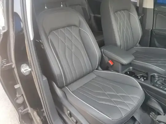 Volkswagen Tiguan L 2023 (165100 км)