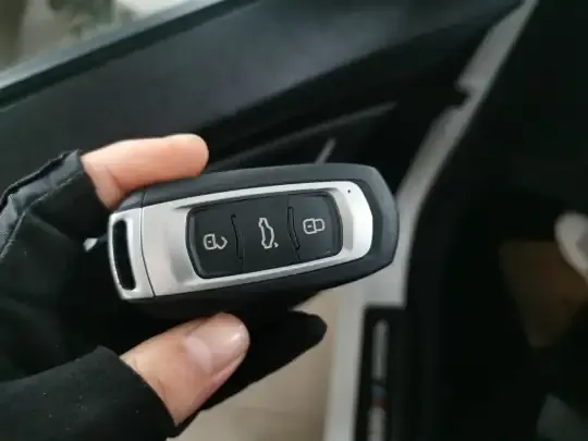 Geely Auto Emgrand New Energy 2022 (43000 км)