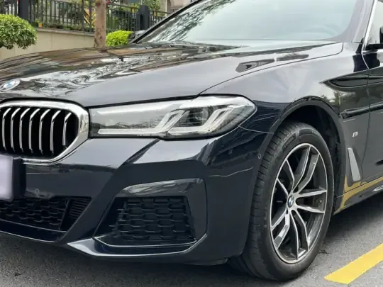 BMW 5 Series 2022 (34900 км)