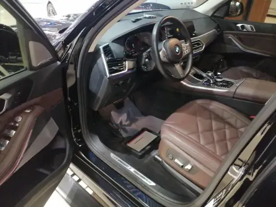 BMW X5 2022 (43900 км)