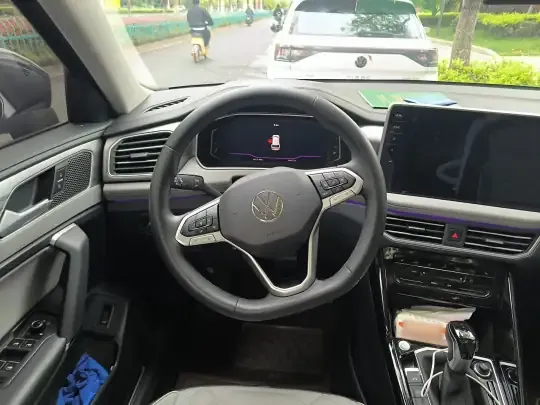 Volkswagen Tayron 2023 (29500 км)
