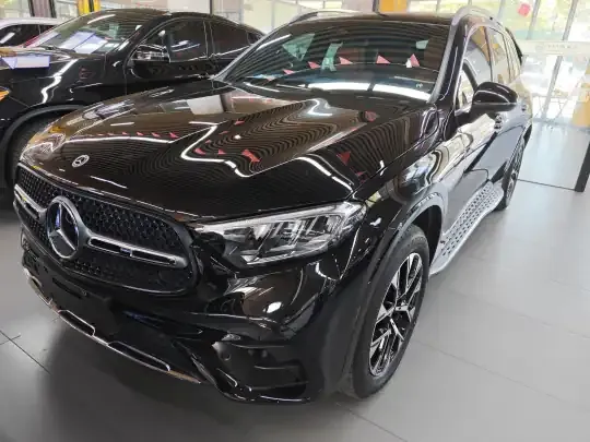 Mercedes-Benz GLC 2023 (34000 км)